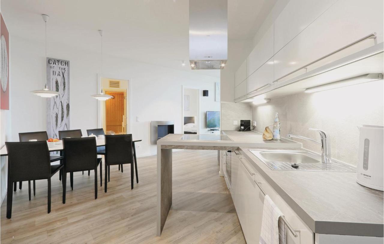 Nice Apartment In Luebeck Travemuende With Kitchen Exterior foto